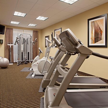 Holiday Inn Express Pembroke By Ihg Екстер'єр фото