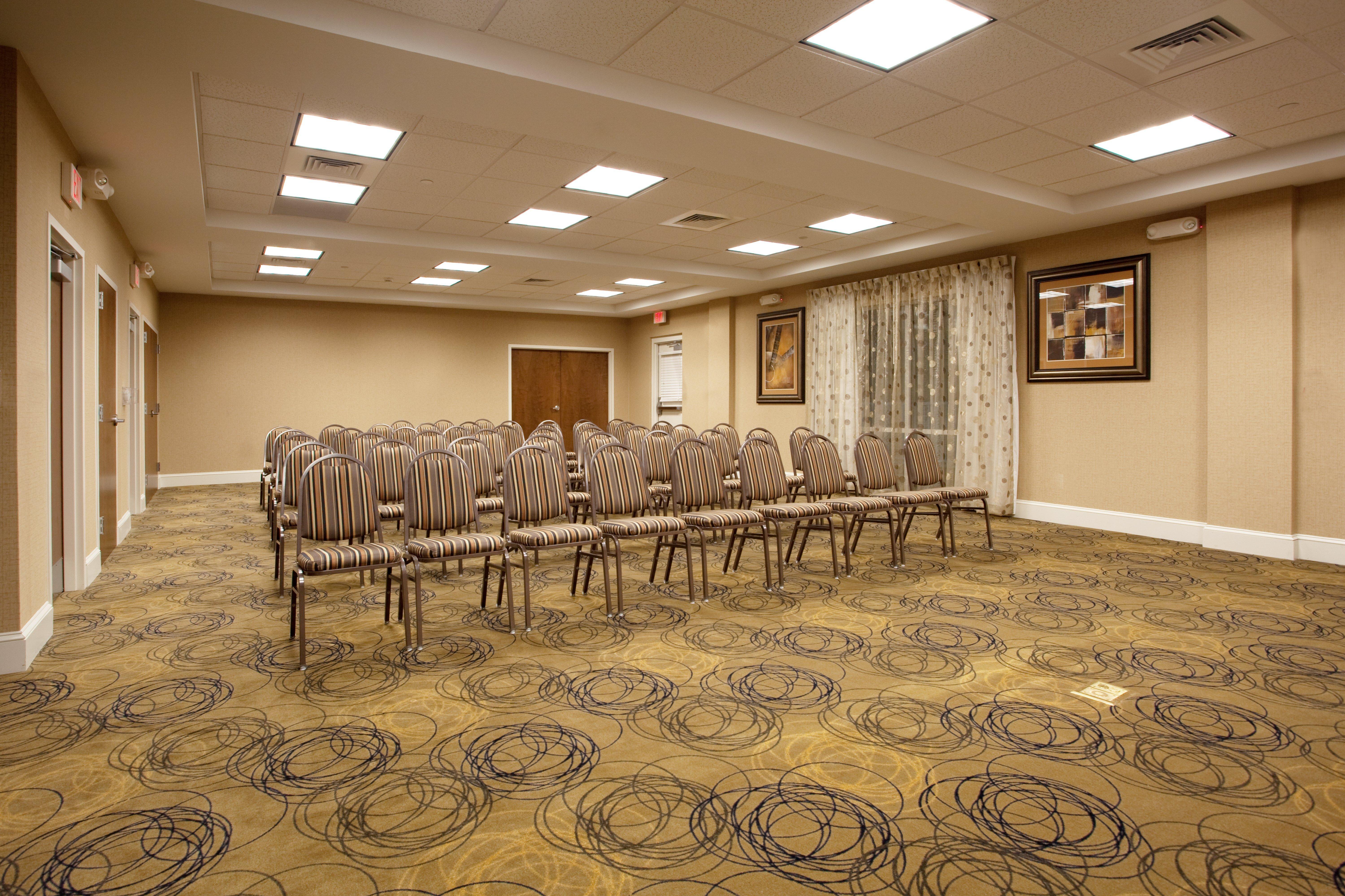Holiday Inn Express Pembroke By Ihg Екстер'єр фото