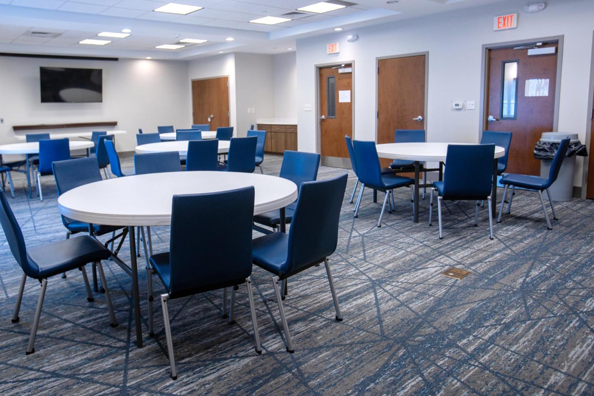Holiday Inn Express Pembroke By Ihg Екстер'єр фото